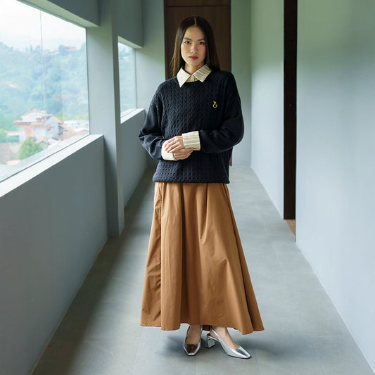 Vyan Top Jet Black