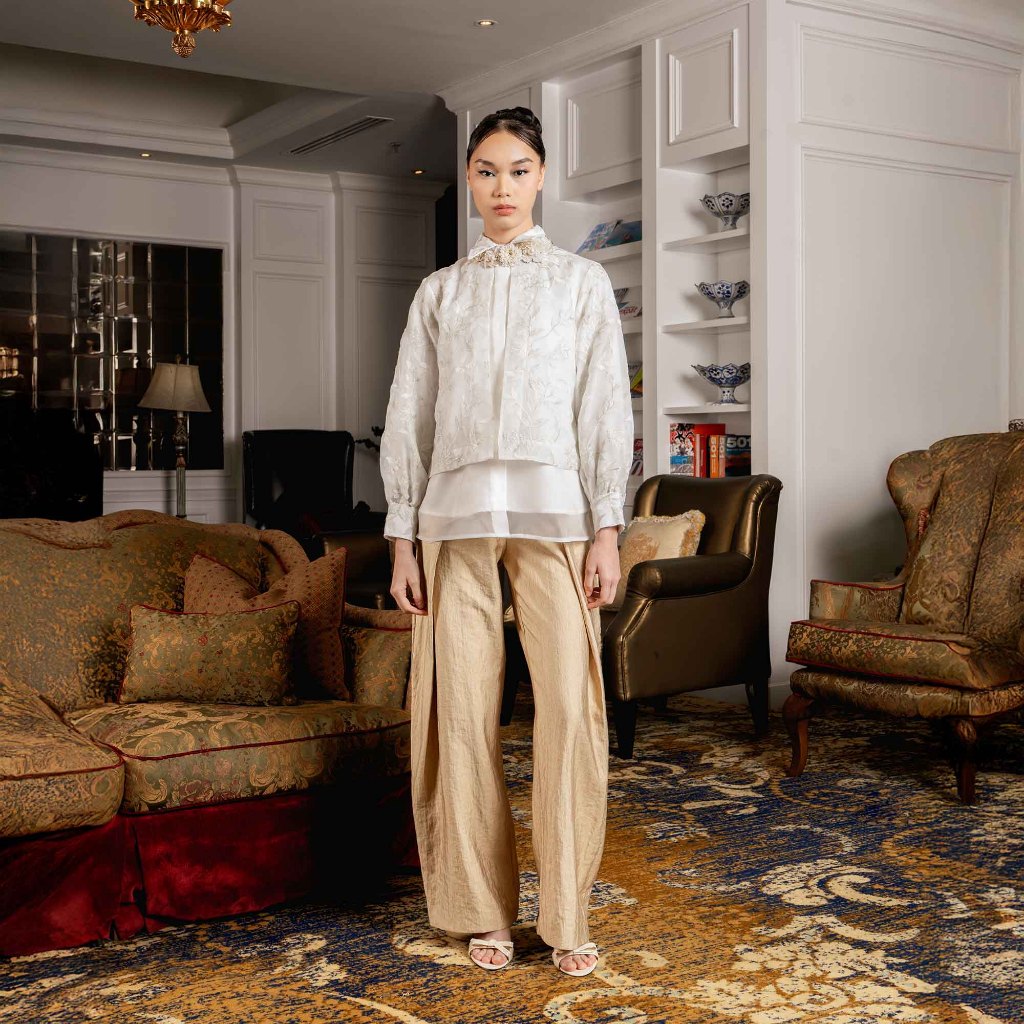 Levara Top Broken White