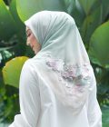 Veddira Scarf Cirrus Emeral - Image 2