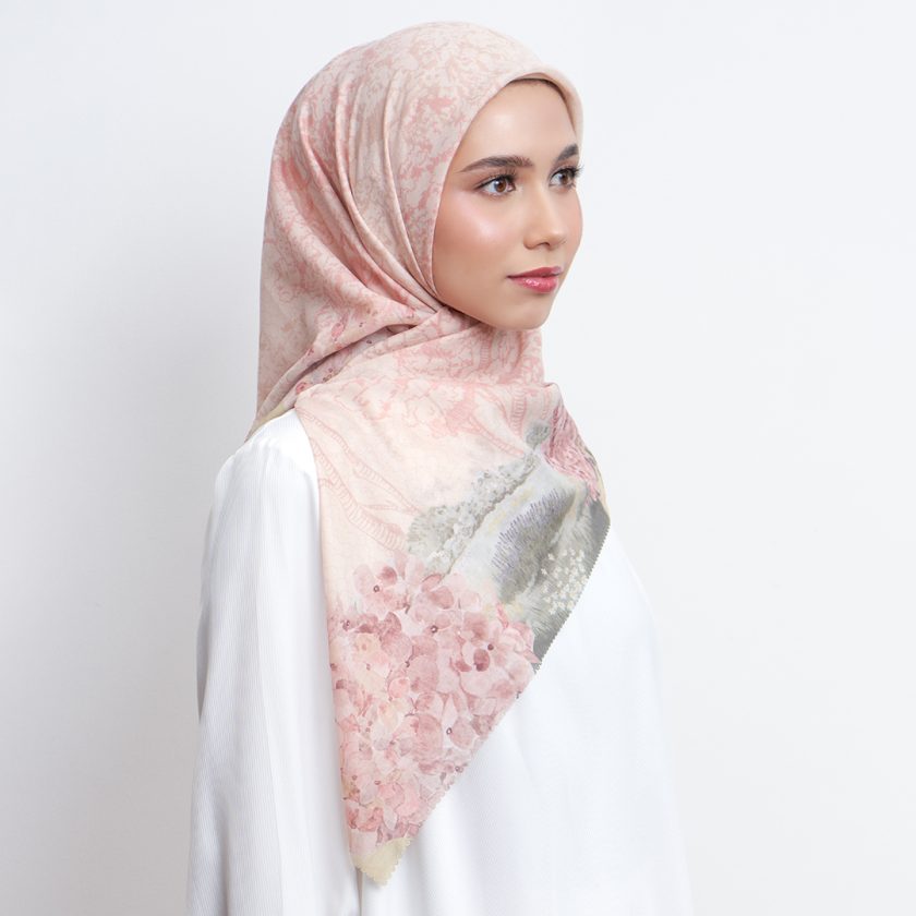 Odelia Scarf Peach - Image 3