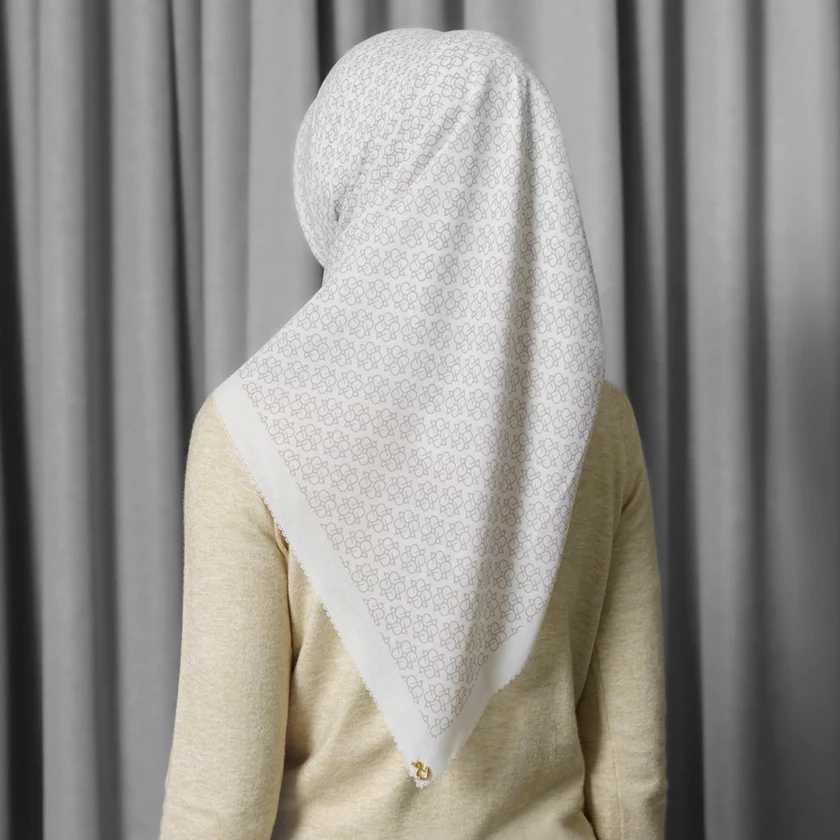 Sierra Scarf Coconut Milk - Image 4