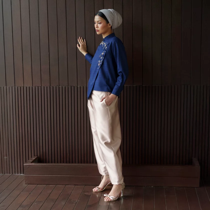 Glara Top Navy