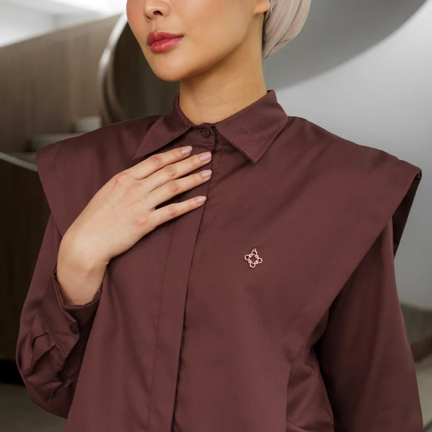 Glea Top Chestnut - Image 4