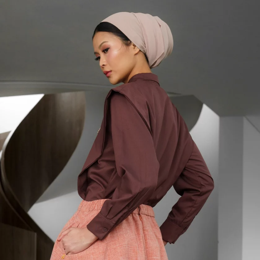 Glea Top Chestnut - Image 2