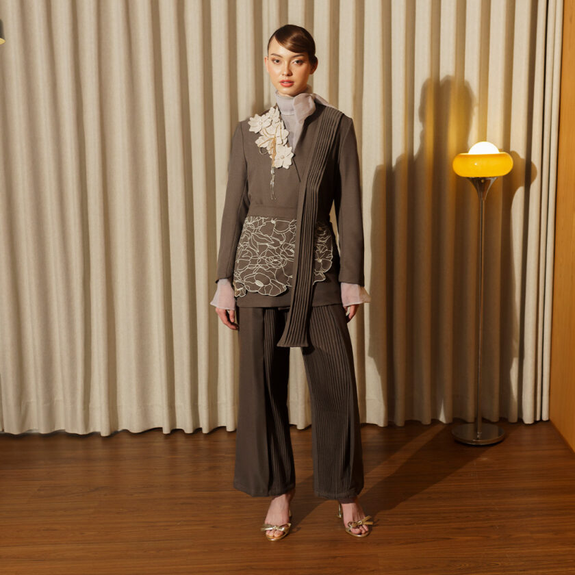 Azyva Blazer Brown