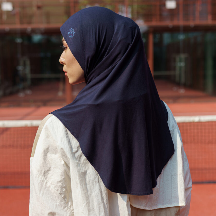 Leeza Sport Hijab Navy - Image 3