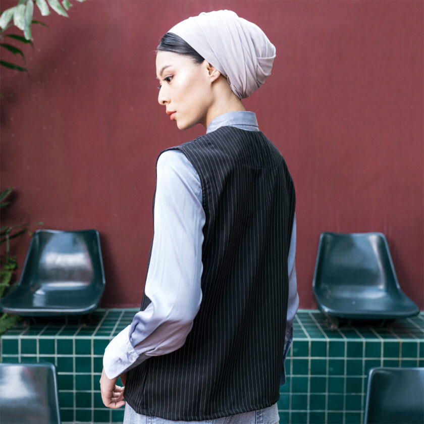 Denia Vest Black - Image 5